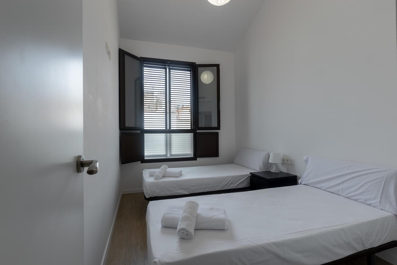 Apartments Madrina Valencia Exterior foto