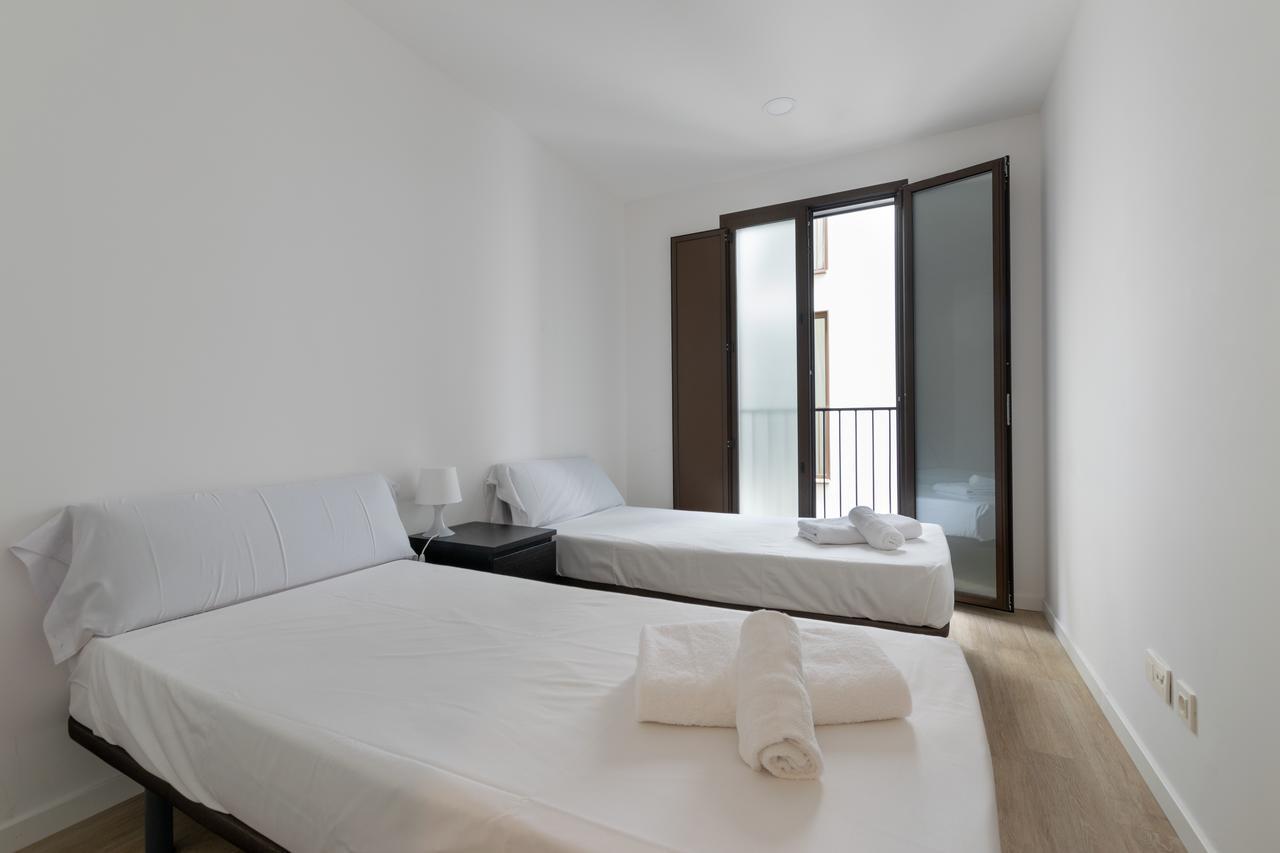Apartments Madrina Valencia Exterior foto